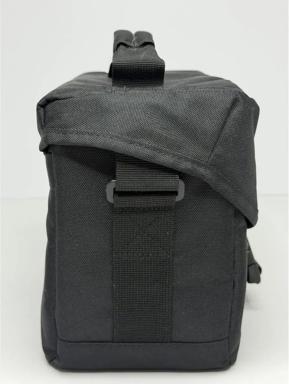 Canon 100ES Carry/Shoulder Bag + Case Logic Camera Bag P65C
